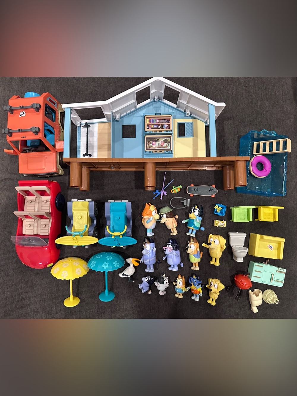 Bluey Playhouse Beach Set - Kids Toys